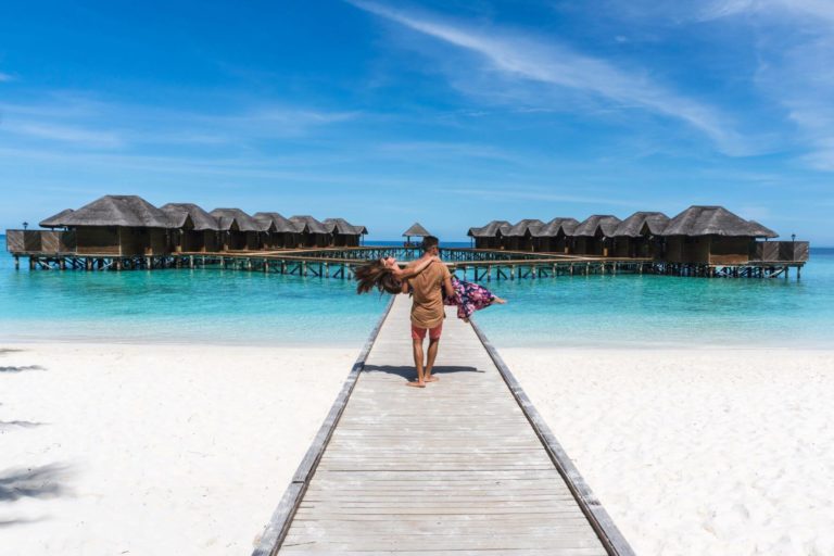 Luxury Honeymoon Destinations Ideas to Inspire you 26 honeymoon in Maldives