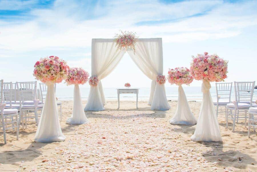 Guide to Popular Types of Wedding Venue 15 beach wedding in summer