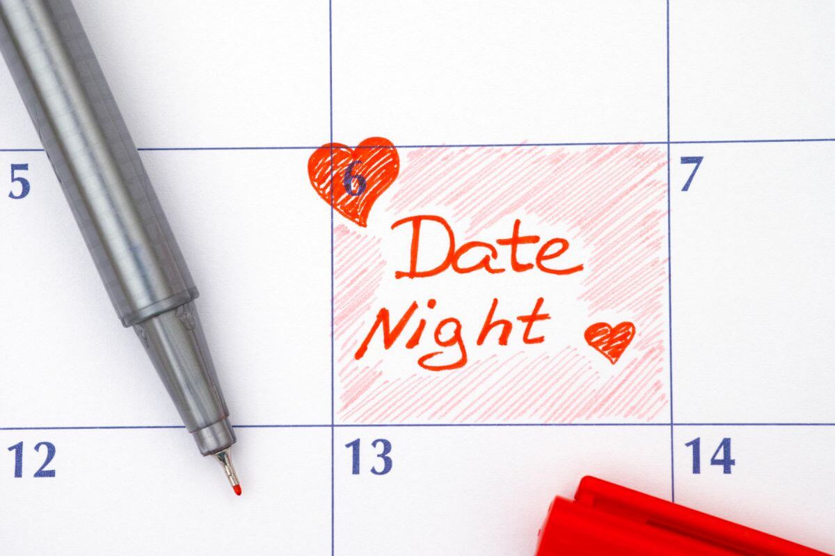 How to Stay in Love After the Wedding Day: 8 Meaningful Ways to Keep the Spark Alive 3 scheduled date night